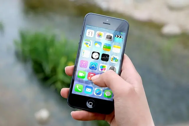 Comment créer votre première application mobile : guide pratique